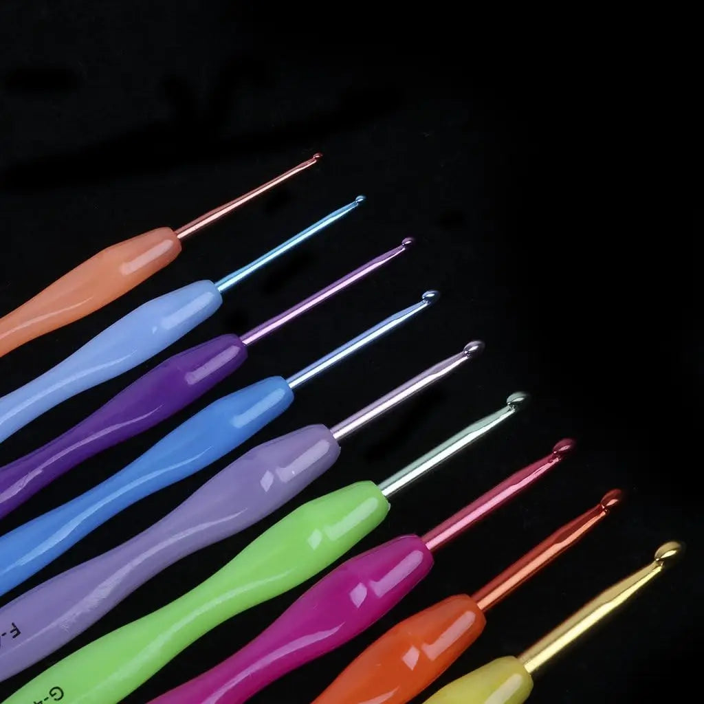 9Pcs Ergonomic Crochet Hooks Set with Soft Grip Handles Large Eye Needles Stitch Markers Tape Measure Complete Knitting Kit